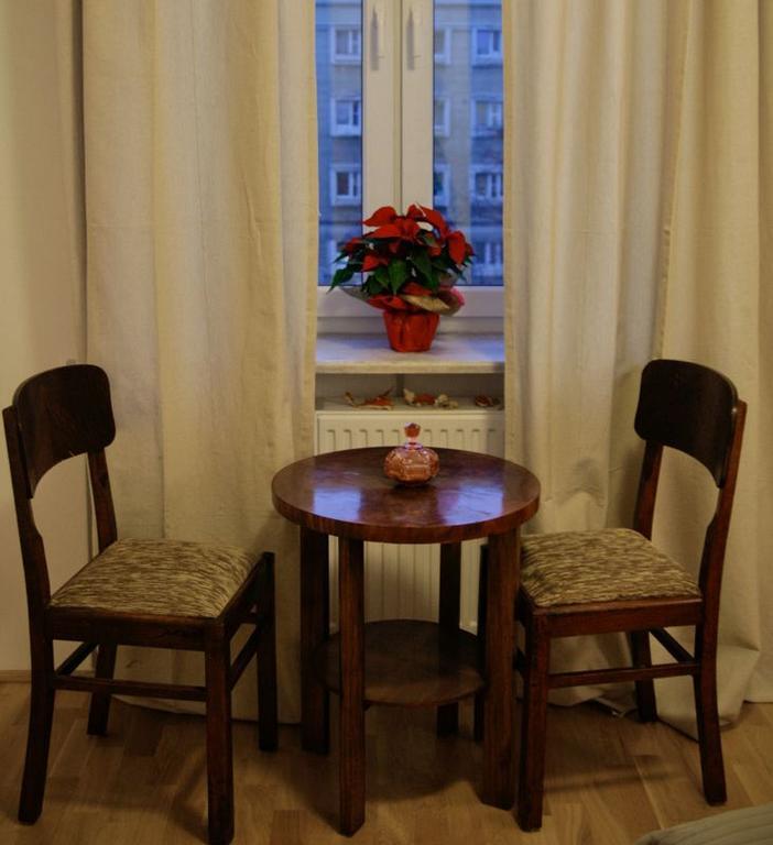 Apartment4You - Solidarnosci Warsaw Luaran gambar